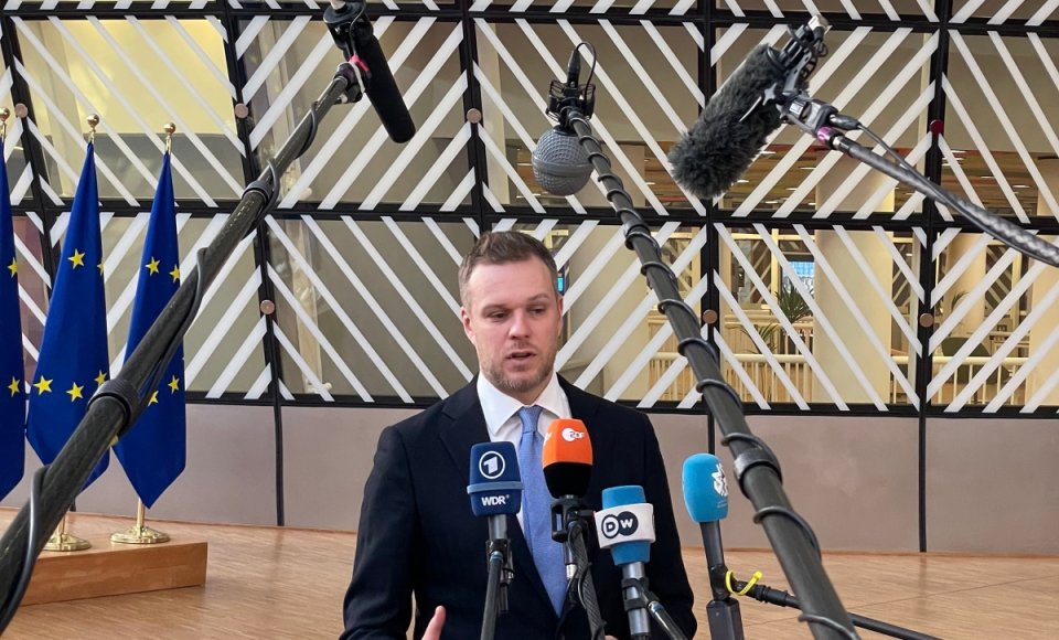 Gabrielius Landsbergis w Brukseli: „Z powodu niedoboru amunicji Ukraina zmuszona jest do odwrotu”