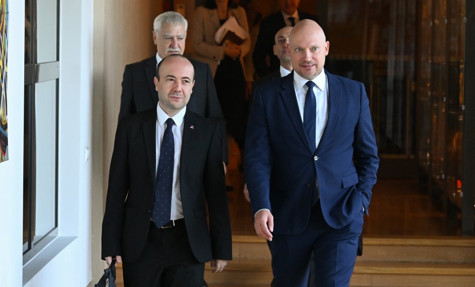 Politinėse konsultacijose su Azerbaidžanu aptarti dvišaliai bei ES santykiai, išsakytas Lietuvos lūkestis dėl tvarios taikos Pietų Kaukaze 