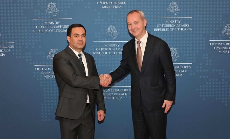Viceministras J. Pranevičius kvietė Uzbekistaną aktyviau palaikyti su Rusijos agresija kovojančią...