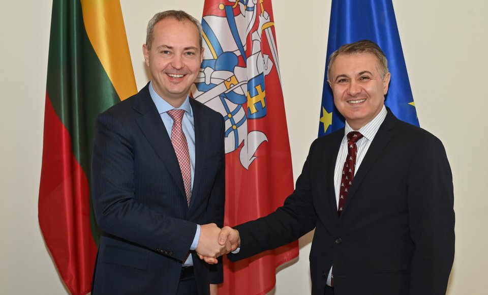 Lithuania is ready to share reform experience with Armenia 