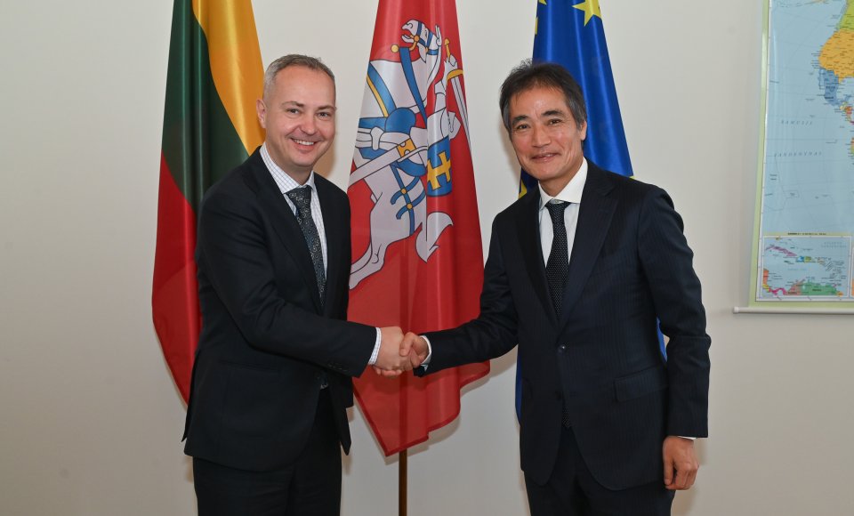 Foreign Vice-Minister Pranevičius with the Ambassador of Japan: as the geopolitical situation changes, we must maintain close ties with like-minded countries
