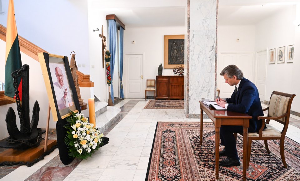 Ministras K. Budrys: popiežiaus Pranciškaus vilties žinia šiandien mus įkvepia siekti tiesos ir taikos Ukrainoje