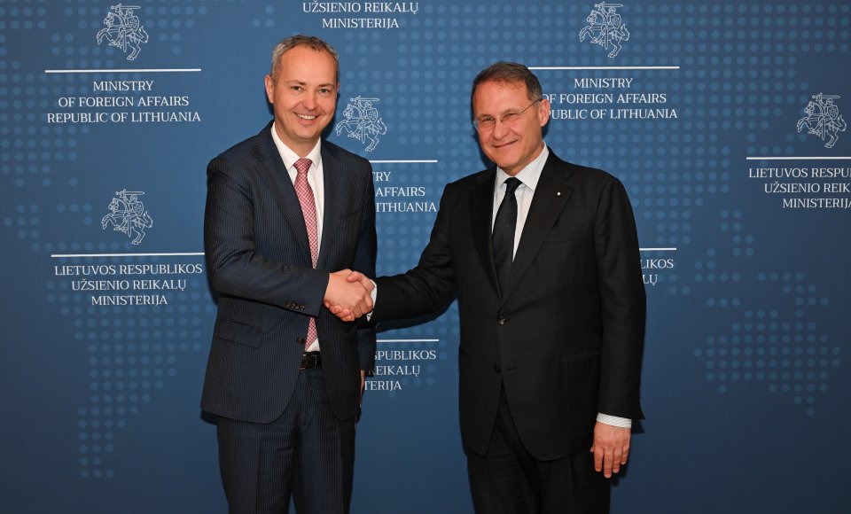 Viceministras J. Pranevičius susitiko su Italijos Užsienio reikalų ir tarptautinio bendradarbiavimo viceministru E. Cirielli