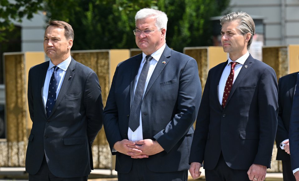 Déclaration du Triangle de Lublin : l’adhésion de l’Ukraine à l’OTAN est indispensable à...