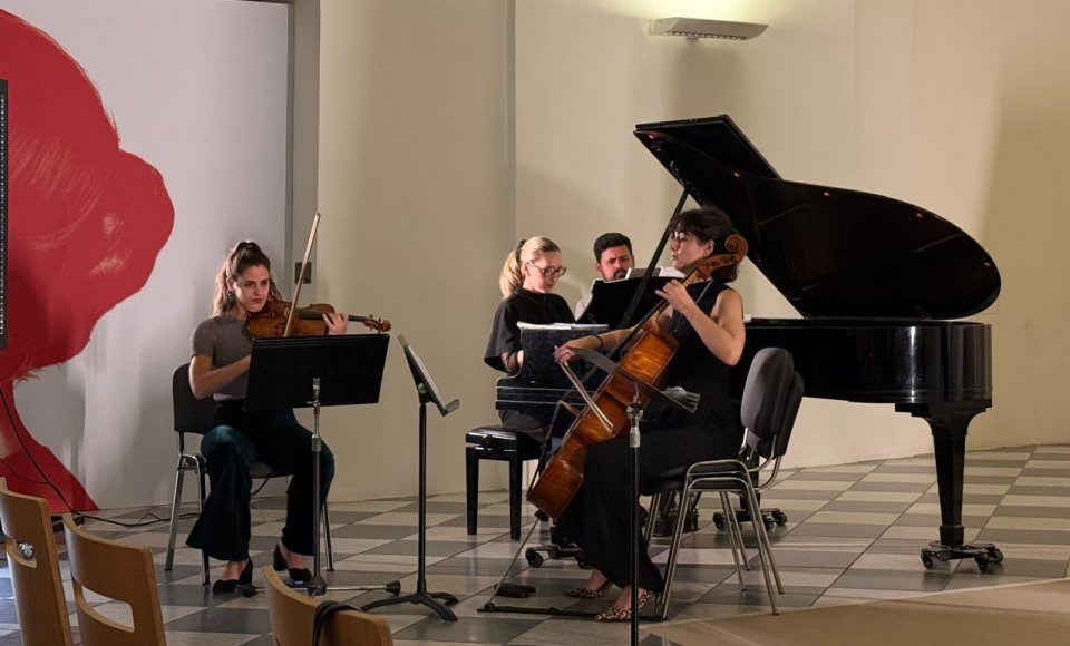 Prahoje skambant M. K. Čiurlionio muzikai gimė tapybos darbai
