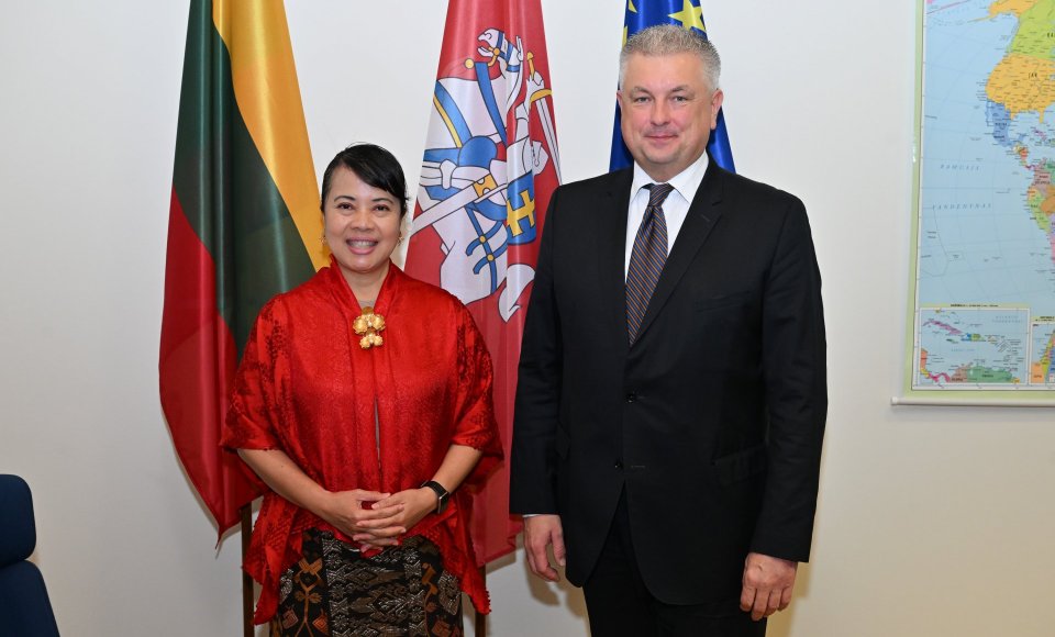 Viceministras Vidmantas Verbickas su Indonezijos ambasadore aptarė dvišalių ekonominių ryšių plėtrą ir švietimo mainus