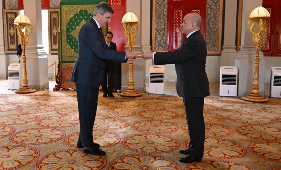 Ambassador Gaidys presented his credentials to the King of Cambodia
