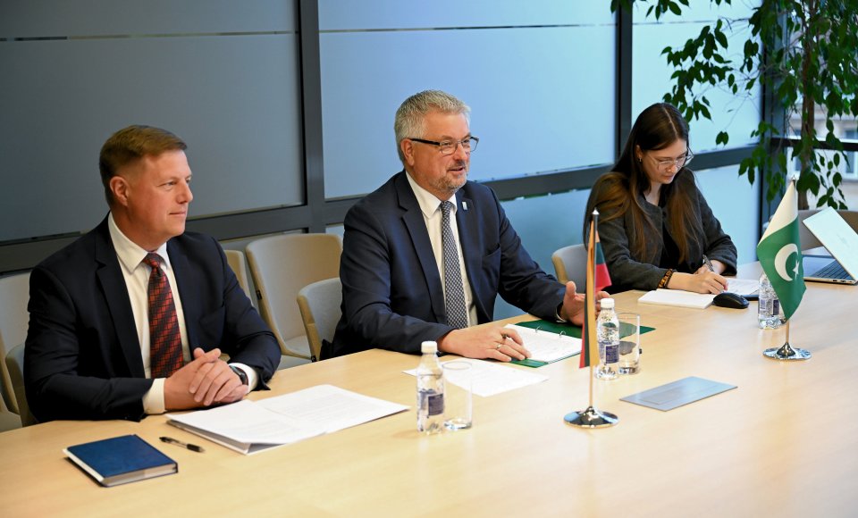 Lietuva ir Pakistanas surengė nuotolines politines konsultacijas