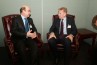 A.Ažubalis (à droite) et le ministre des Affaires étrangères albanais, Edmond Panariti