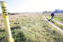 Kol kas dar neaišku, kada pėsti ar važiuoti lietuviai galės laisviau patraukti į kaimyninę šalį. T.Bauro nuotr.
