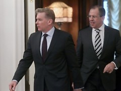 „Mes nenorime, kad istorinė tiesa užsimirštų, bet mes neturime tapti įkaitais istorinių įvykių, dėl kurių nėra atsakinga nei dabartinė Lietuvos, nei Rusijos vyriausybė“, - sakė S.Lavrovas.