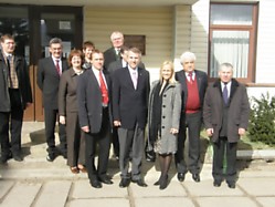Bartuvos mokyklą aplankė LR Užsienio reikalų ministras V.Ušackas, užsienio šalių ambasadoriai Lietuvoje. Nuotr. R.Ronkauskienė