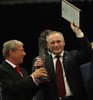 белорусской оппозиции вручена премия имени Б.Геремека
