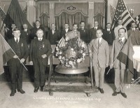 Amerikos Lietuvių Seimo Prezidiumas prie Lietuvos Laisvės Varpo. Čikaga, 1919 m.