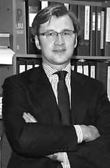 Diplomatas Gediminas Varvuolis džiaugėsi galimybe grįžti į gimtąją mokyklą. Vido Dulkės nuotr.